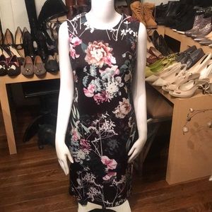 Preloved Calvin Klein sleeves floral stretch dress size 6